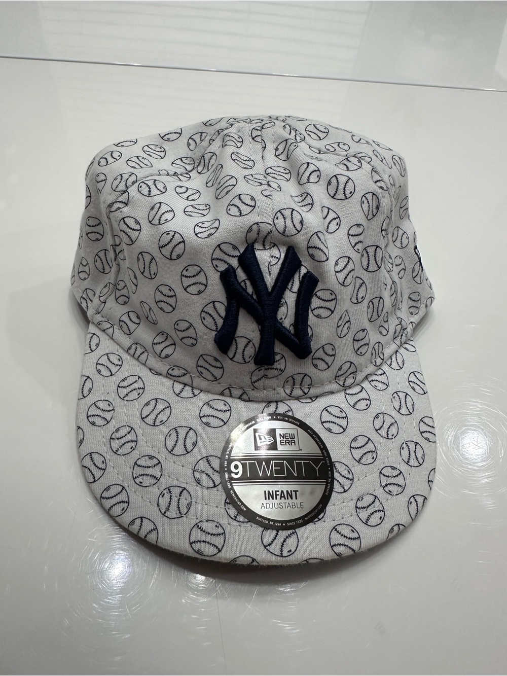 New Era 9TWENTY NY Yankees Infant Adjustable Hat Baseball Pattern White Navy NWT